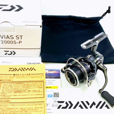 Катушка Daiwa 24 Luvias ST LT 2000S-P