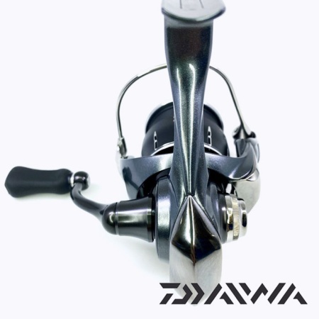Катушка Daiwa 24 Luvias ST SF 2000SS-P