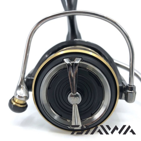 Катушка Daiwa 20 Luvias LT 4000C