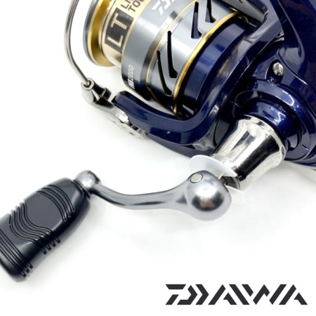 Катушка Daiwa 20 Crest LT 2000