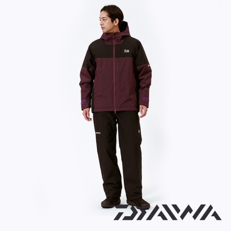 Костюм Daiwa DW-1925 Gore-Tex Versatile Winter Suit Plum #L