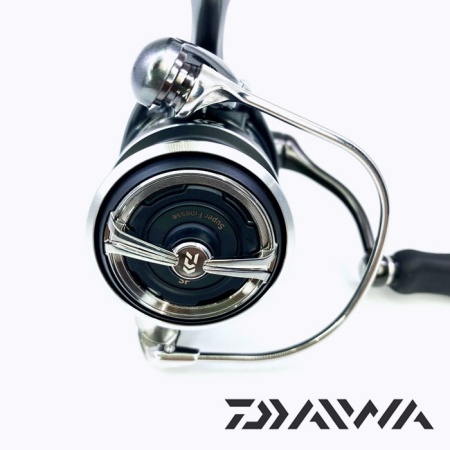 Катушка Daiwa 24 Luvias ST SF 2000SS-P