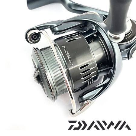 Катушка Daiwa 23 Airity ST SF2000SS-P