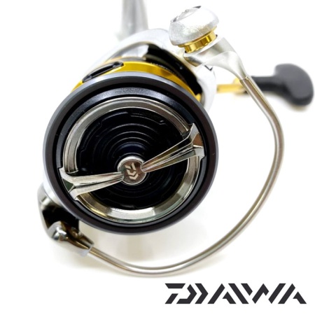 Катушка Daiwa 21 Freams LT 3000-C