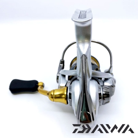 Катушка Daiwa 21 Freams FC LT 1000S