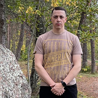 Олег Васильев