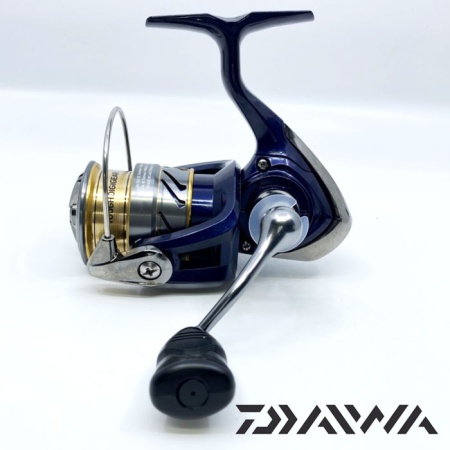Катушка Daiwa 20 Crest LT 2000S Катушка Daiwa 20 Crest LT 2000S